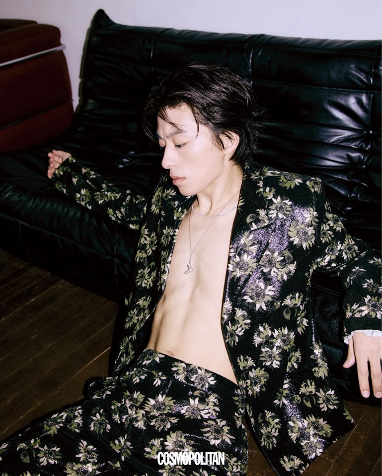 코스모폴리탄 1월호

#구교환