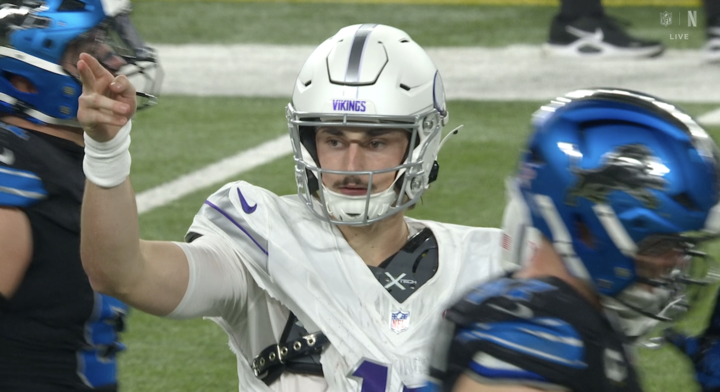 brgridiron's tweet photo. Max Brosmer is about to eliminate the Detroit Lions from playoff contention with 51 passing yards https://t.co/oVN4VukGC1
