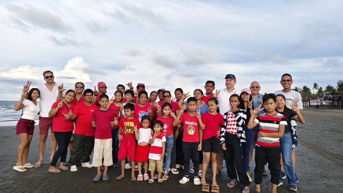 ThatPhilippines's tweet image. Spent Christmas Day with Family and Friends!

Stay tuned in my channel: That Philippines Life 
Like and Subscribe 👍
Much Appreciated!

#ExpatLife #ThatPhilippinesLife #Christmas2025