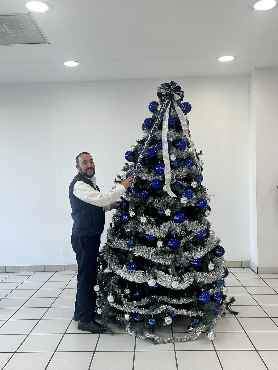 rafael_tkt's tweet photo. Navidad 🎄 25/12/25 #Navidad2025 #Navidad https://t.co/VCb2edIWTC