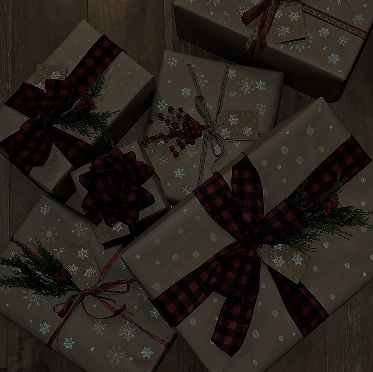 shardsofmercy's tweet image. ️️ ️️
Merry christmas and happy holiday! ✨ 
️️ ️️