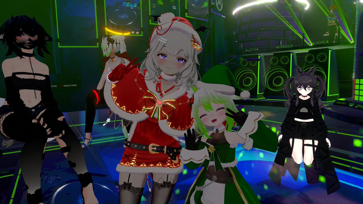 💚🌟🤍Sinceramente fue una navidad muy diferente a la del año pasado, en esta estuve acompañado de gente que a día de hoy aprecio mucho su amistad, pude convivir mucho más, me sentí muy feliz y fue una navidad la cual no voy a olvidar lo bonita que fue 💚🌟🤍