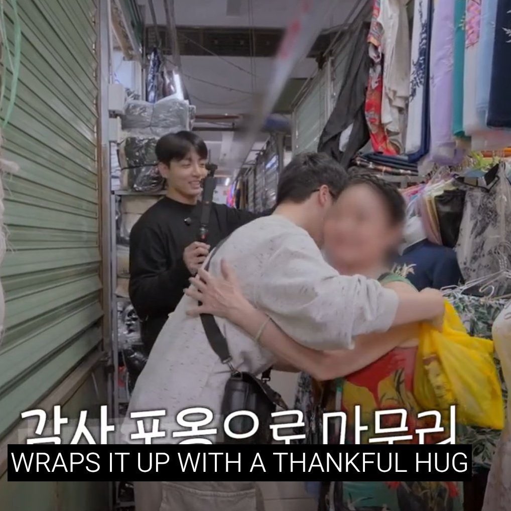 JiminLatinoFB's tweet image. ¿No te parece adorable la manera en la que todos se encariñan con Jimin, apenas lo conocen? 😭🥹 Incluso las personas más normales que no saben que es famoso y popular a nivel mundial.