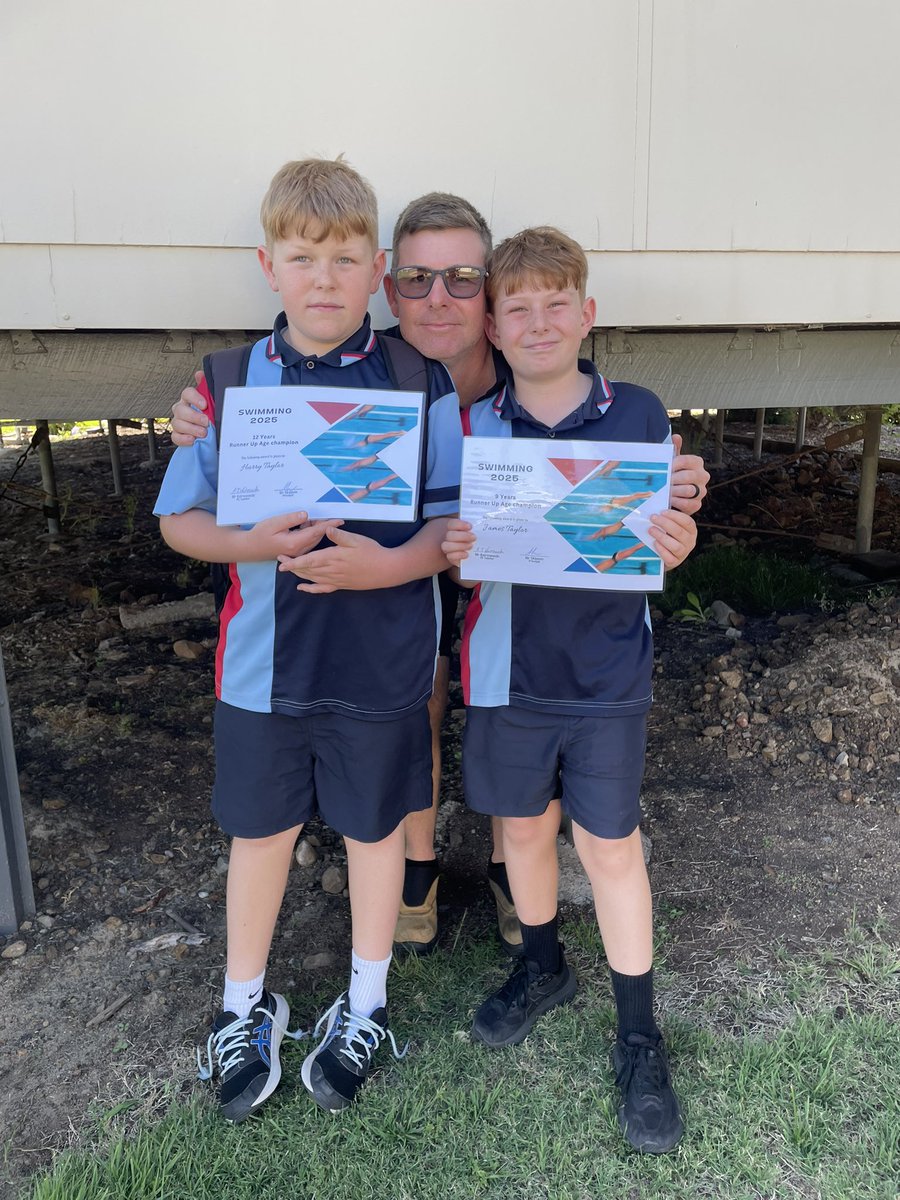 The boys finished the year on a high, both Runner Up Age Champions for the school swimming carnival.