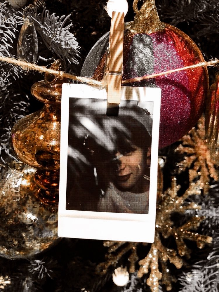 icedvelvets's tweet image. ⠀

A different kind of Christmas in Sydney.
It's the one I became officially yours, @burntpours. 🤍 
⠀
⠀