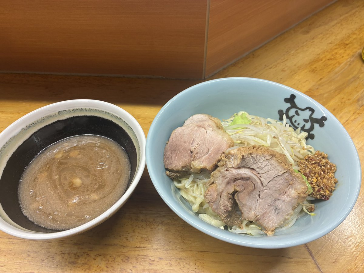 12/26(金)、昼夜とも時間内売り切れなし営業です。 昼11:00-14:30 夜17