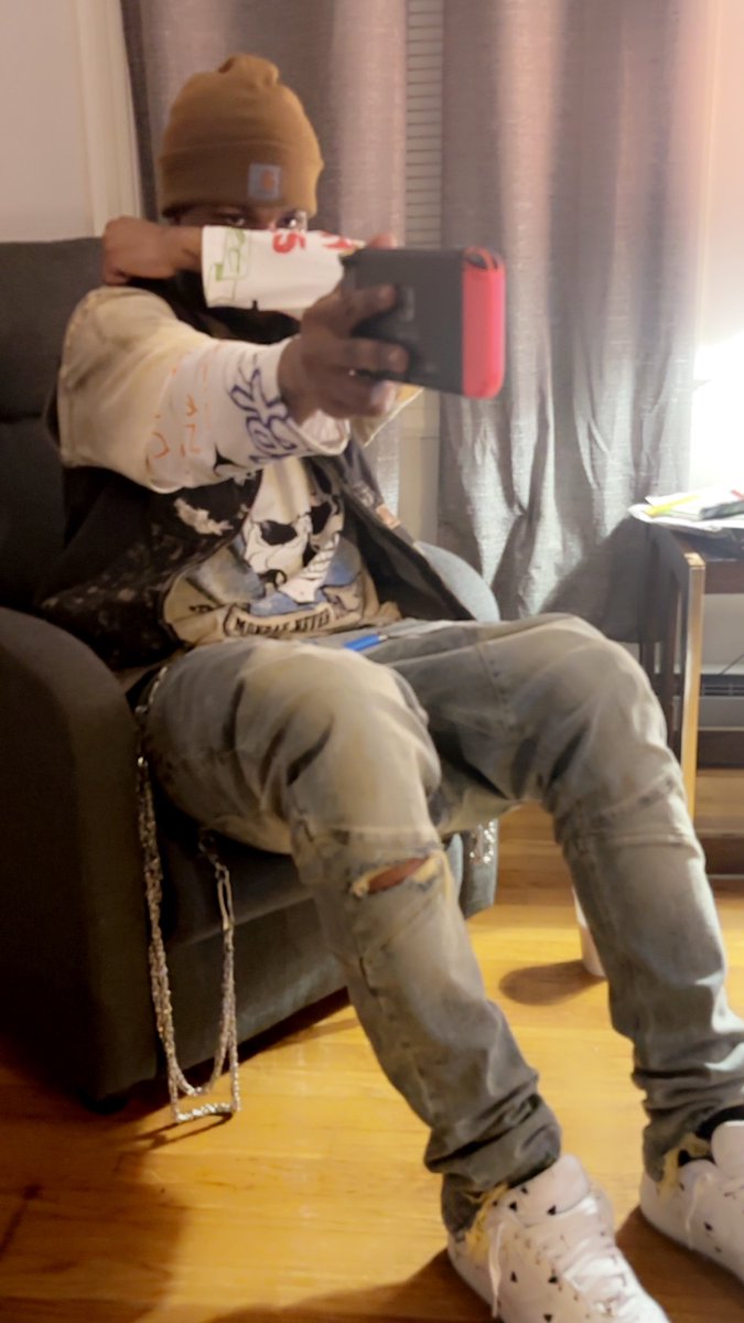 e1nnok's tweet image. cfwm…🤷🏽‍♂️