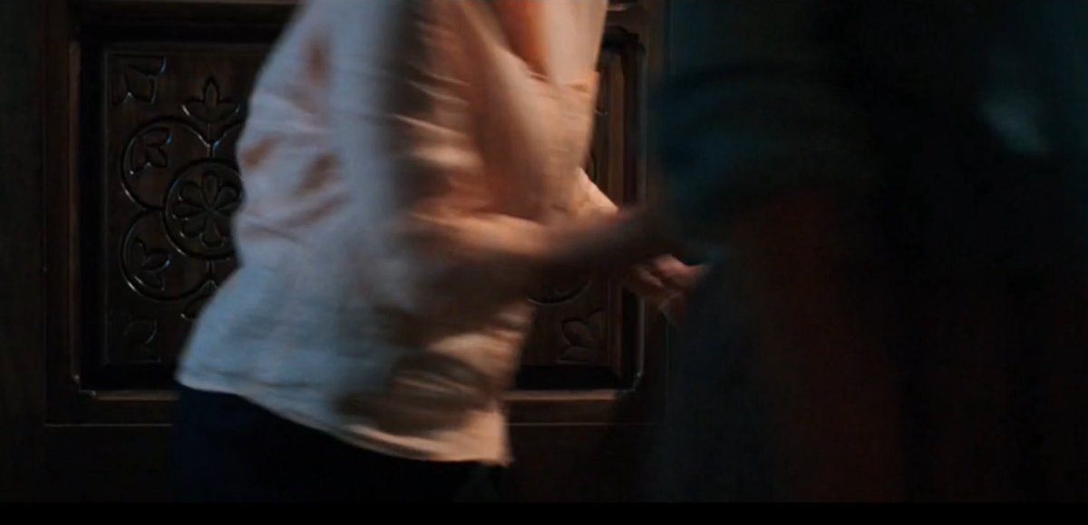 tvsilverscreen's tweet image. carol repeating the same actions to protect her and zosia in 1x09 as she did with her and helen in 1x01 #pluribus