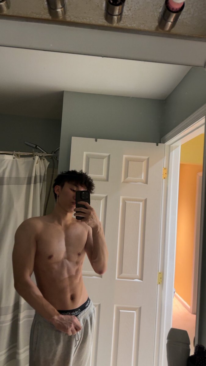 skylined tweet media