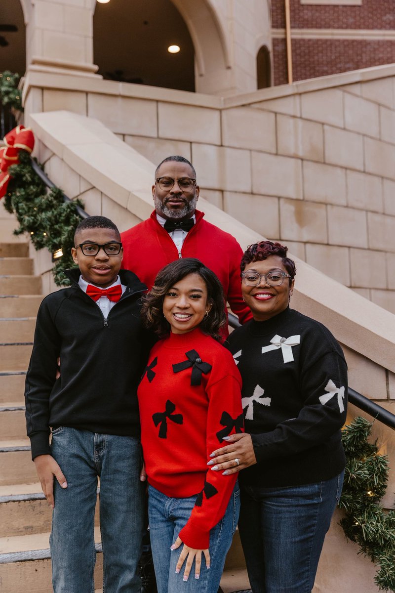 LeMetra C. Dismuke tweet media