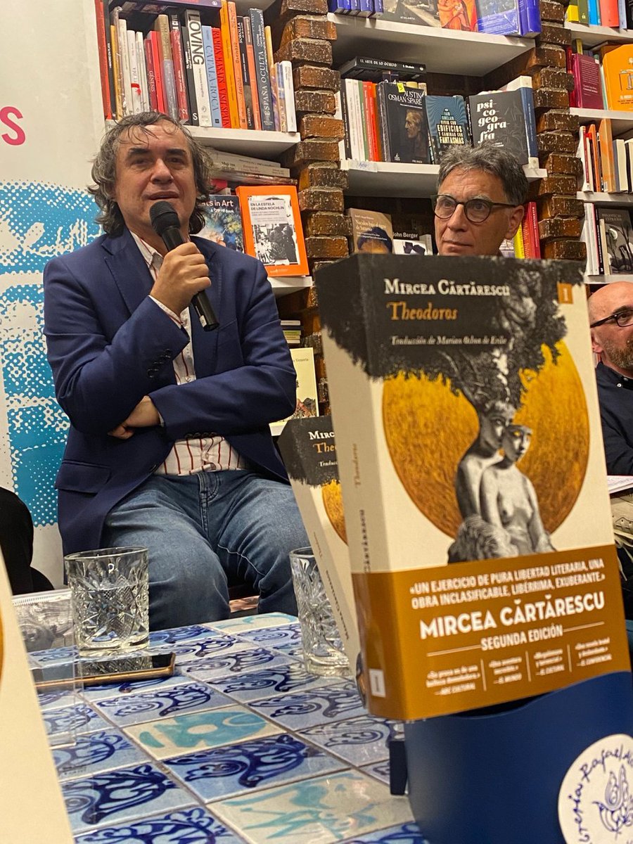 bibliotecadeasterion tweet media