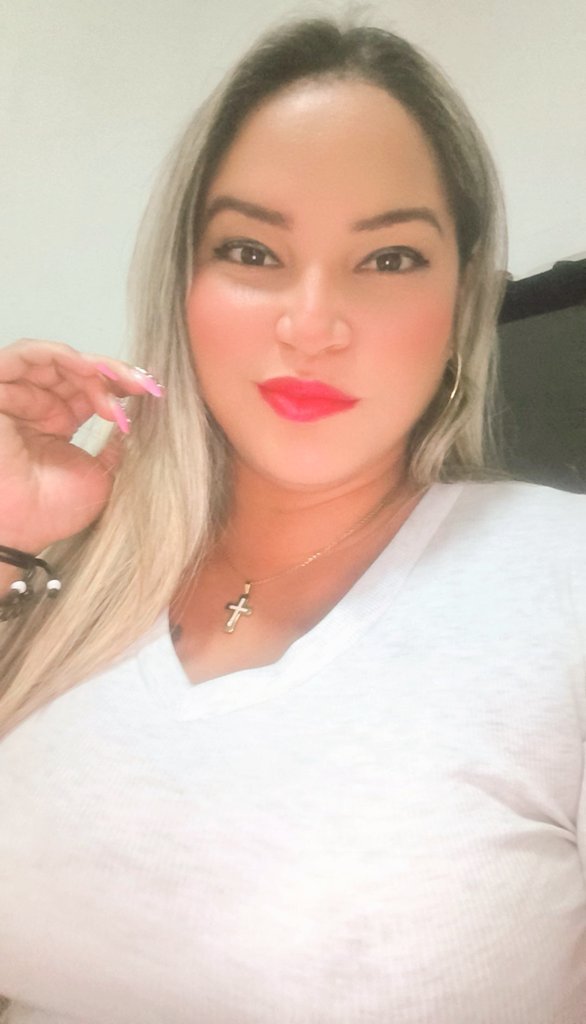 odailfredParaco's tweet image. Ser Chavista me sienta de maravilla.

 Lástima que ustedes opositores solo tengan amargura.

 ¡Venciendo y brillando! ✊✨