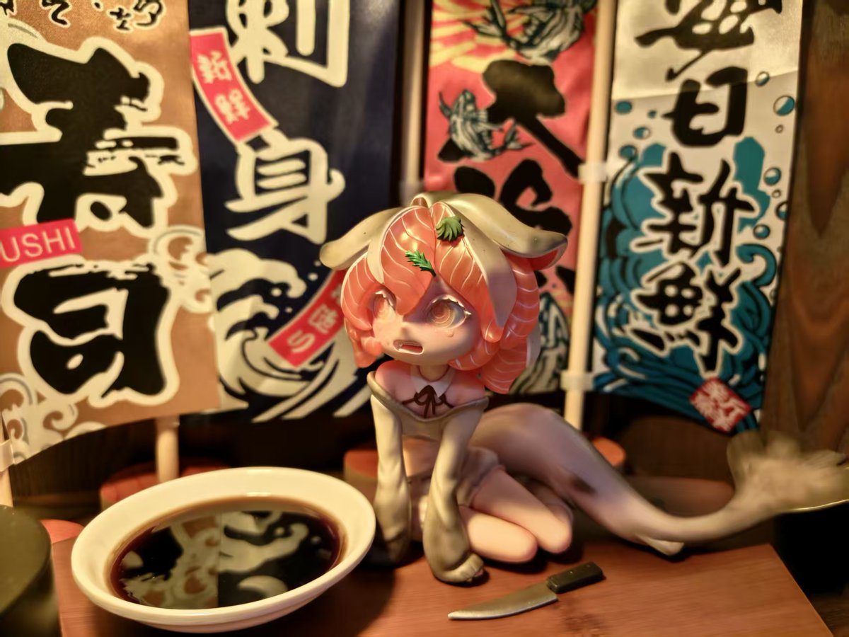 WeArtDoing's tweet photo. Salmon Fairies – Silver feels light enough to take outside.
A cool silver fairy inspired by salmon tones.
Click to get yours👉
https://t.co/2kXtxBBwCU
#CatFigure #SalmonArt #Salmon #weartdoing #食べ物アート #和風デザイン https://t.co/6NMQKThIkh