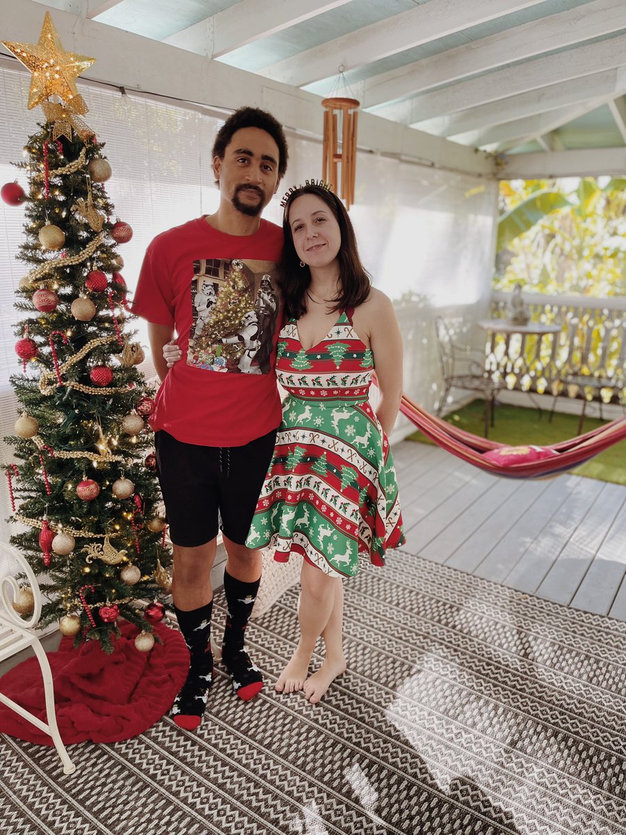 vetotayy's tweet image. merry christmas from florida🎄✨🤍❤️