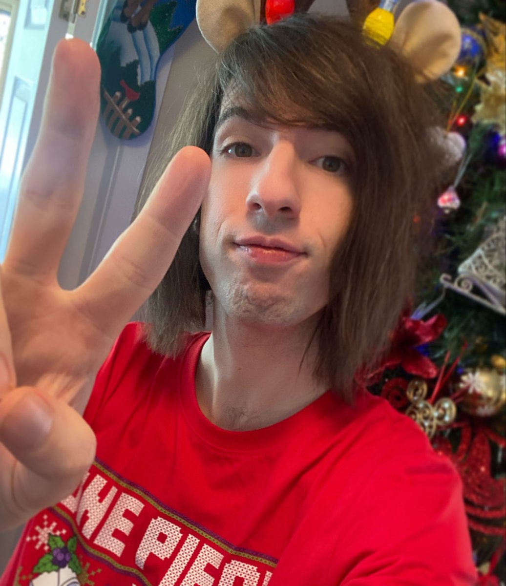 JordanSweeto's tweet image. merry christmas! 🎄🦌