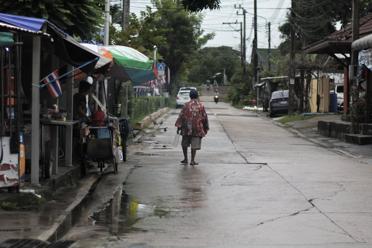 streetphotography nikon1 J5 | 50mm/1.8