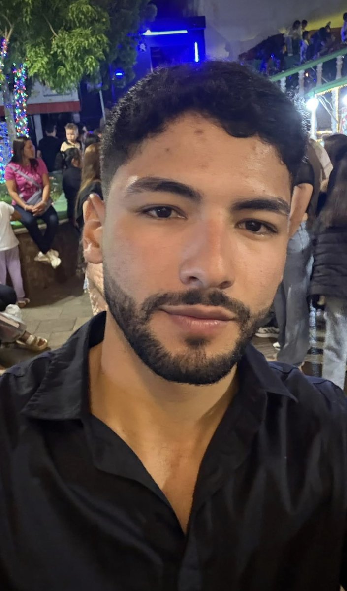 Maximo_O2O's tweet image. Efectivamente preño 😆