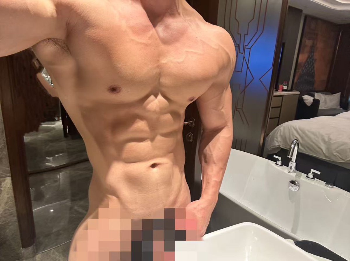 MusclePos's tweet image. 上海 🙋‍♂️