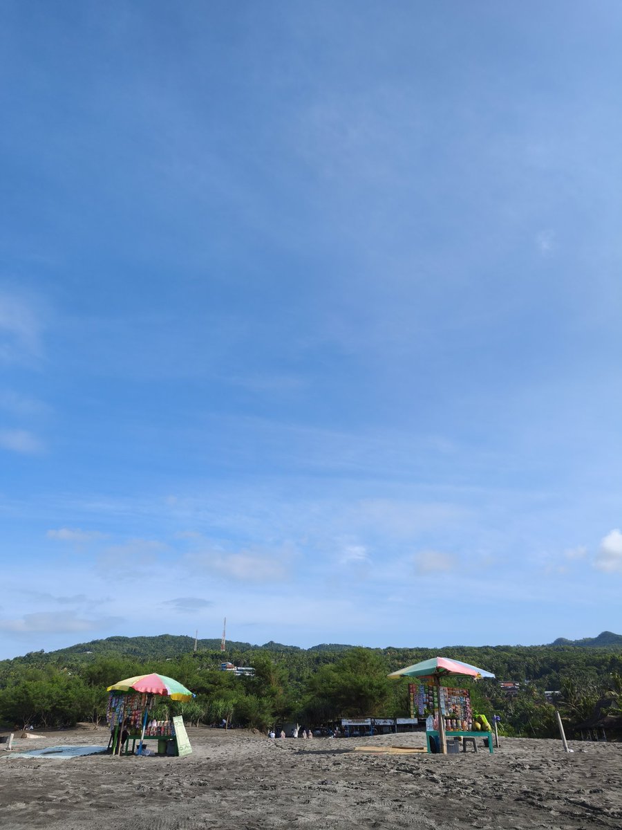 gitancuss's tweet photo. ⛱️🌊 https://t.co/AEKUpiXuuL