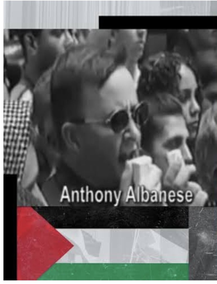 22thinkinggirl's tweet image. The PM refused to answer questions about this photo. 
youtu.be/3gRL3AYDAZU?si…