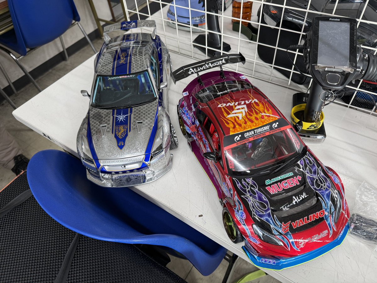 マッキーがJPさんのNewボディを採点中❗️ さて点数は⁉️ #ADDICTION