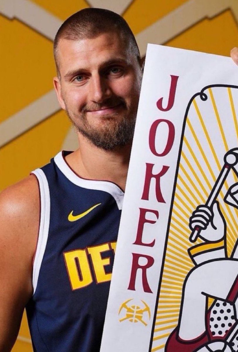 NIKOLA JOKIC TONIGHT:

56 POINTS
16 REBOUNDS 
15 ASSISTS 
2 BLOCKS
15/21 FGM
4/6 3PM
22/23 FTM
43...