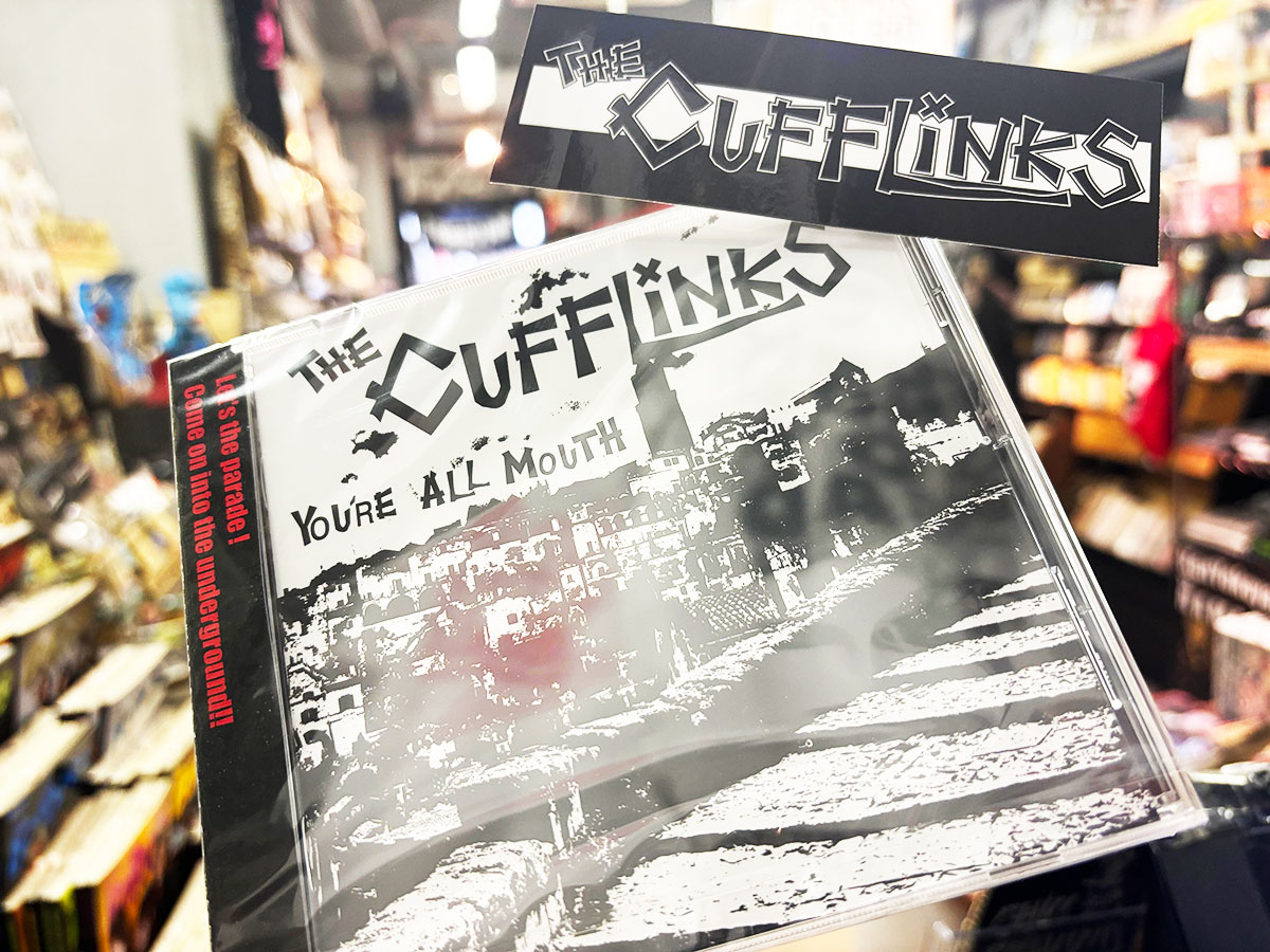 ■DERIDE  [活かす衝動] CD
■THE CUFFLiNKS "YOU`RE ALL MOUTH"CD※ステッカー付お買上げ☆ありがと～～！！寒い中サンキュです！