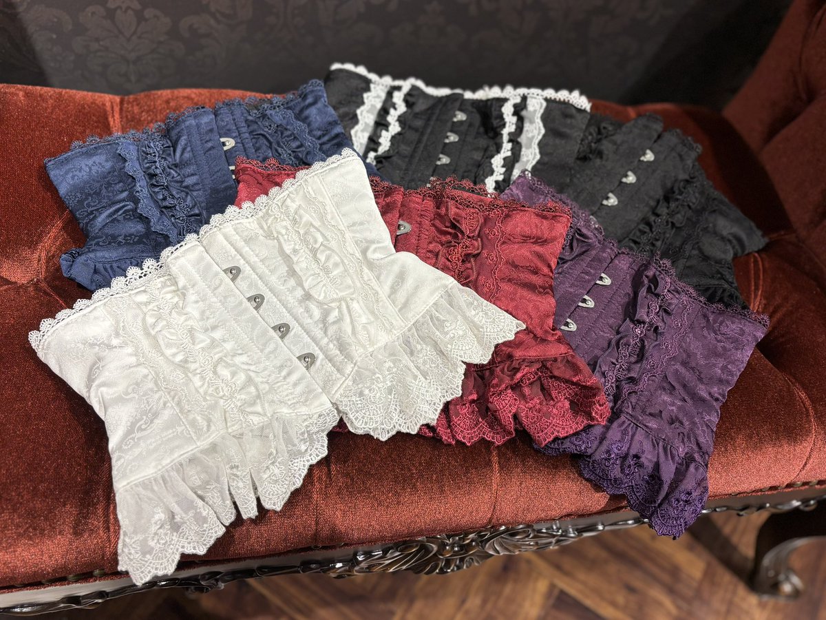 🖤再入荷情報🖤 【ATELIER PIERROT】 Frill Short Corset ¥14,850(税込