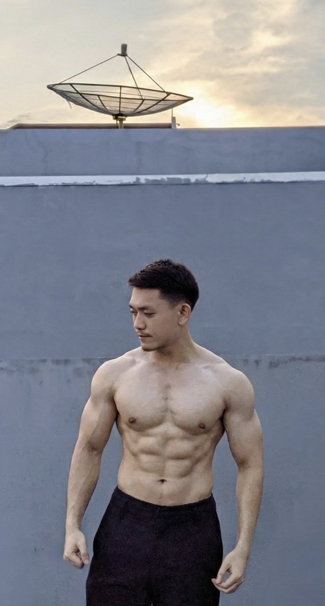 masxbam's tweet image. Stay natty 😅