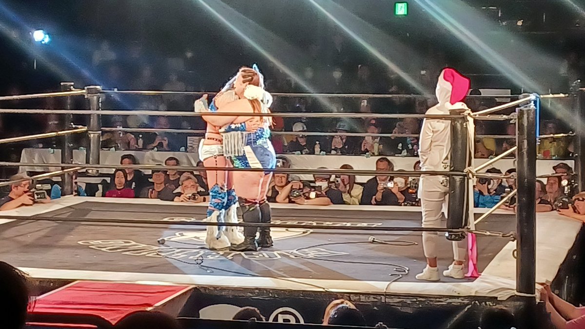 最近、本気で誰かとぶつかり合っただろうか？思いの丈をぶつけただろうか？摩擦を避けて偽りの自分を演じなかっただろうか？

全力の感情の発露としてのプロレス。

痛みも悲しみも苦しみも喜びも、人間らしさそのものだと教えてもらった気がする。ウナギ・サヤカ選手×優宇選手
<a href="/unapi0902/">ウナギ・サヤカ🐯🦊🦖unagi sayaka</a> 
<a href="/yuu_tjp/">優宇</a>