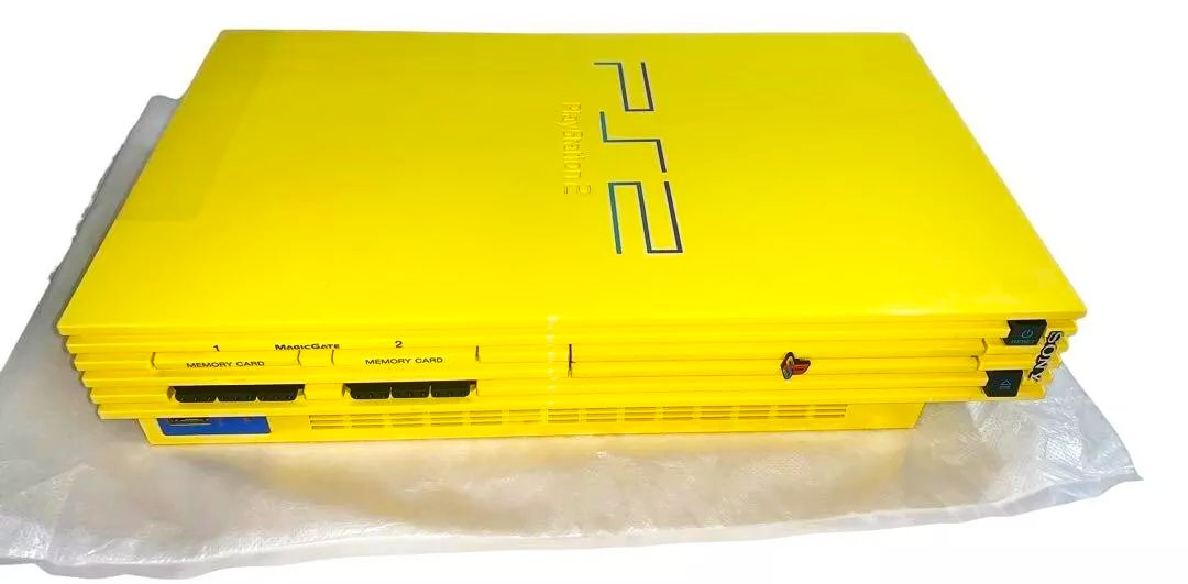 PlayStalgia's tweet image. 🎶And it was all yellow🎶