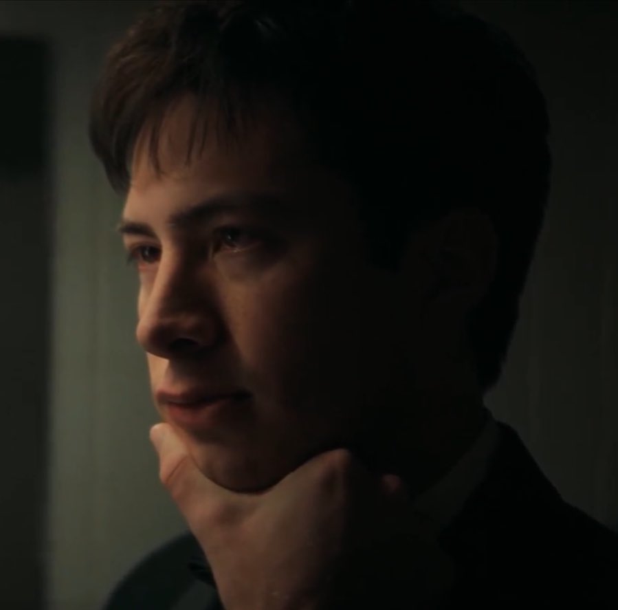 ilyaarozanovs's tweet image. ilya is never winning any argument in that marriage i fear #heatedrivalry