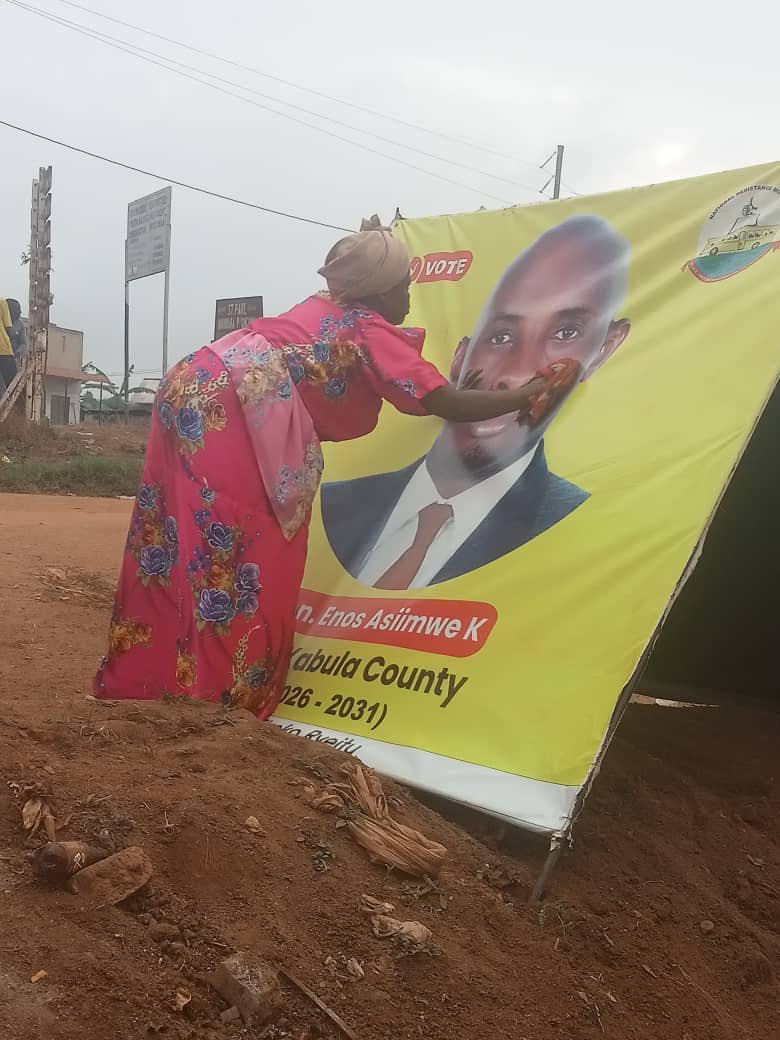 Kinywamachunda's tweet image. As the countdown continues to 15th January, our lovely 🥰 people are in high spirits
#Make that call.☎️ tell 10 of your people to:
#Vote NRM
#Vote Enos , 
#Vote @KagutaMuseveni