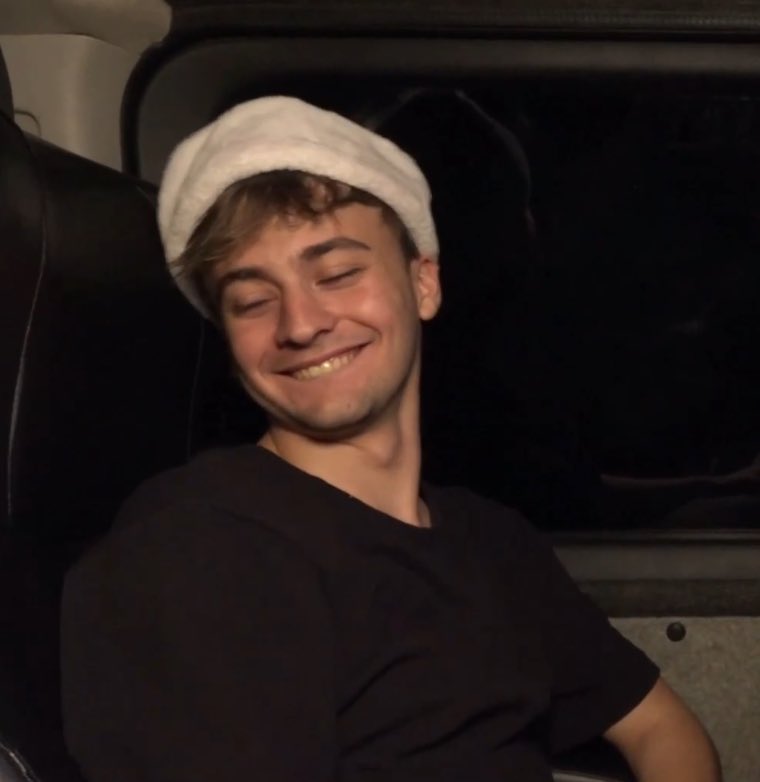 kassoryvv's tweet image. yo le entrego todo mi corazón