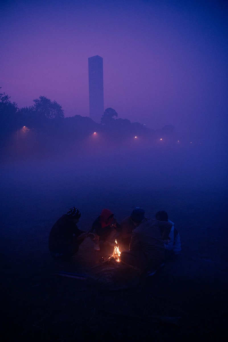 subhrojitdeyFWD's tweet photo. @pengwinpants @jpeg2023 Merry Christmas🎄

"Embers in the Fog"
Last 2/8 eds at 15 XTZ

https://t.co/ZXrOkQgBwb https://t.co/54IJVYXPPp
