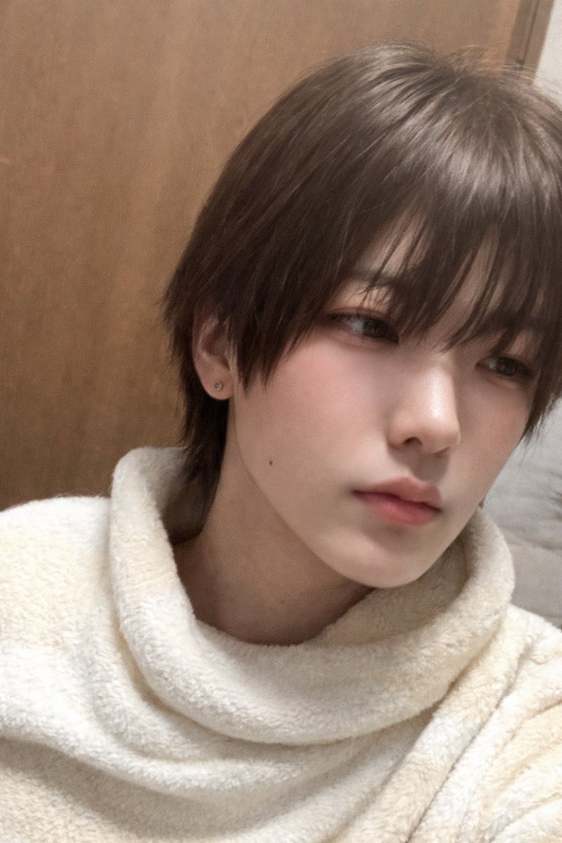 20thandcoming's tweet photo. 流行りに乗らせていただきますわ
左右でだいぶ違うな( ͡° ͜ʖ ͡°) https://t.co/jW4Jimwsd7