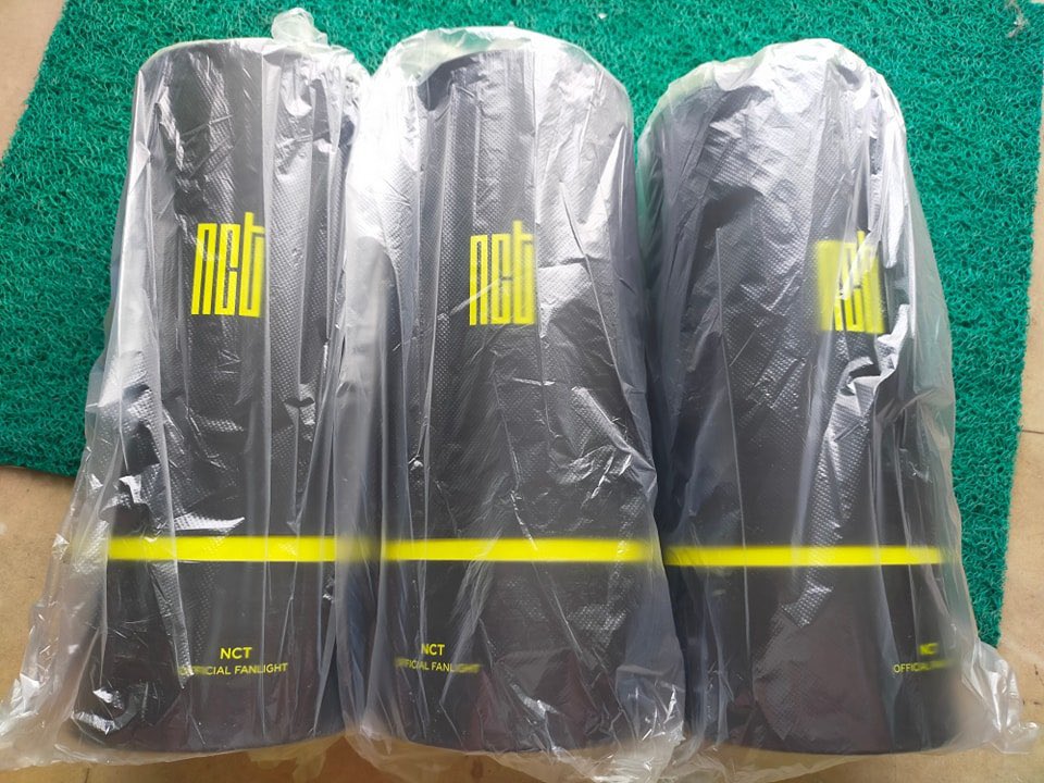 #OFFICIAL #NEOBONG v1 LIGHTSTICK
OFFICIAL #NCT #LIGHTSTICK

- ready to ship/deliver
- available COD if Davao area
- sealed &amp; new

To order, send us a message. 
*limited stocks only