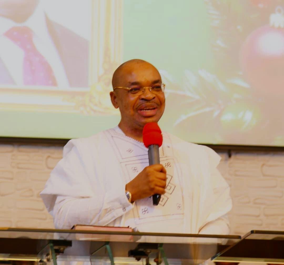 MrUdomEmmanuel's tweet photo. At Christmas service in my Church, United Evangelical Church, Awa Iman, I enjoined Christians to uphold the essential message of the season which is to sincerely love and care for one another and to support government in maintaining peace in the State https://t.co/c7G98JmAgA