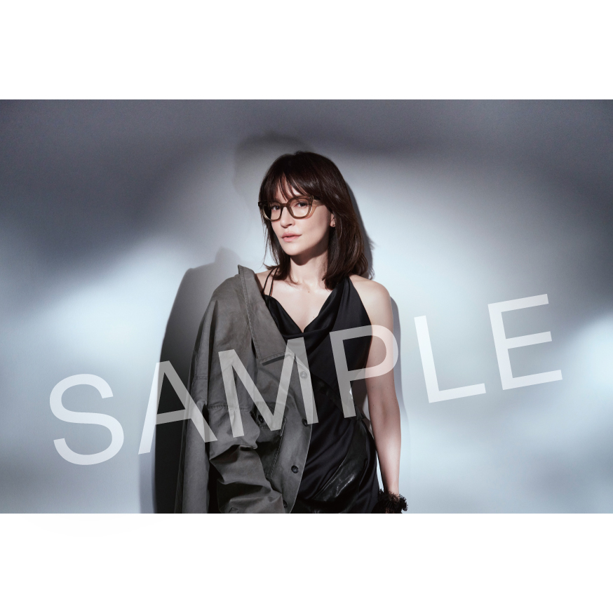 TOWER_Online's tweet image. 【アンジェラ・アキ】

New Album『SHADOW WORK』2026年2月11日発売

\🎁特典絵柄解禁🎁/
タワレコ先着特典：ポストカード

🔻ご予約受付中!!🎉
tower.jp/article/featur…

#shadowwork 
#アンジェラアキ #angelaaki