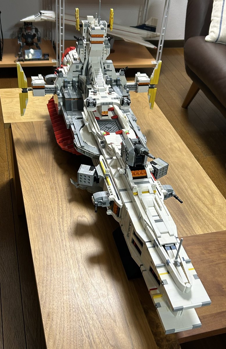 サンダーボルト外伝「戦闘糧食」に登場したサラミスをLEGOで作った(^^)連載が終わると自由時間が増えて良いなぁw