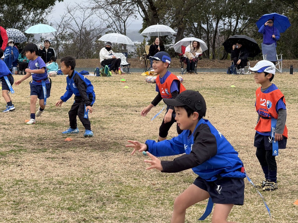 12/20（土）年内通常スクール最終日💙
それぞれのカテゴリーで部内マッチやレクリエーションを行い、2025年を締め括りました👏

また来年も元気にお会いしましょう‼️

#静岡ブルーレヴズ
#ラグビースクール