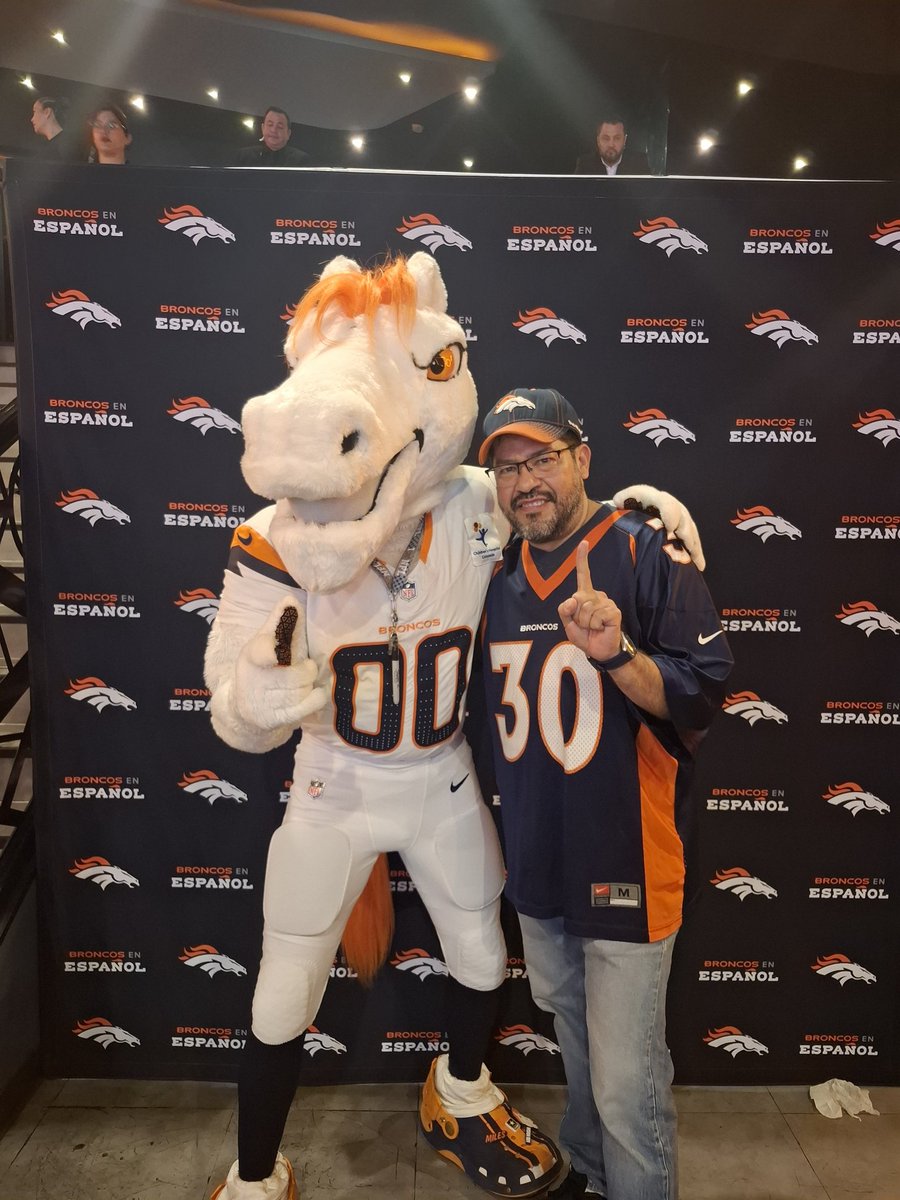 #foximpactonfl vamos <a href="/Broncos/">Denver Broncos</a> a ganar nuevamente <a href="/Mx_Broncos/">BroncosCountryMx</a> #BroncosCoutryGdl