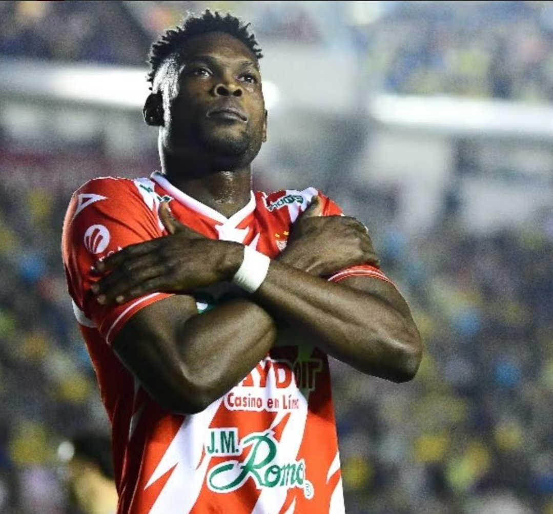 #Oficial Diber Cambindo deja Necaxa