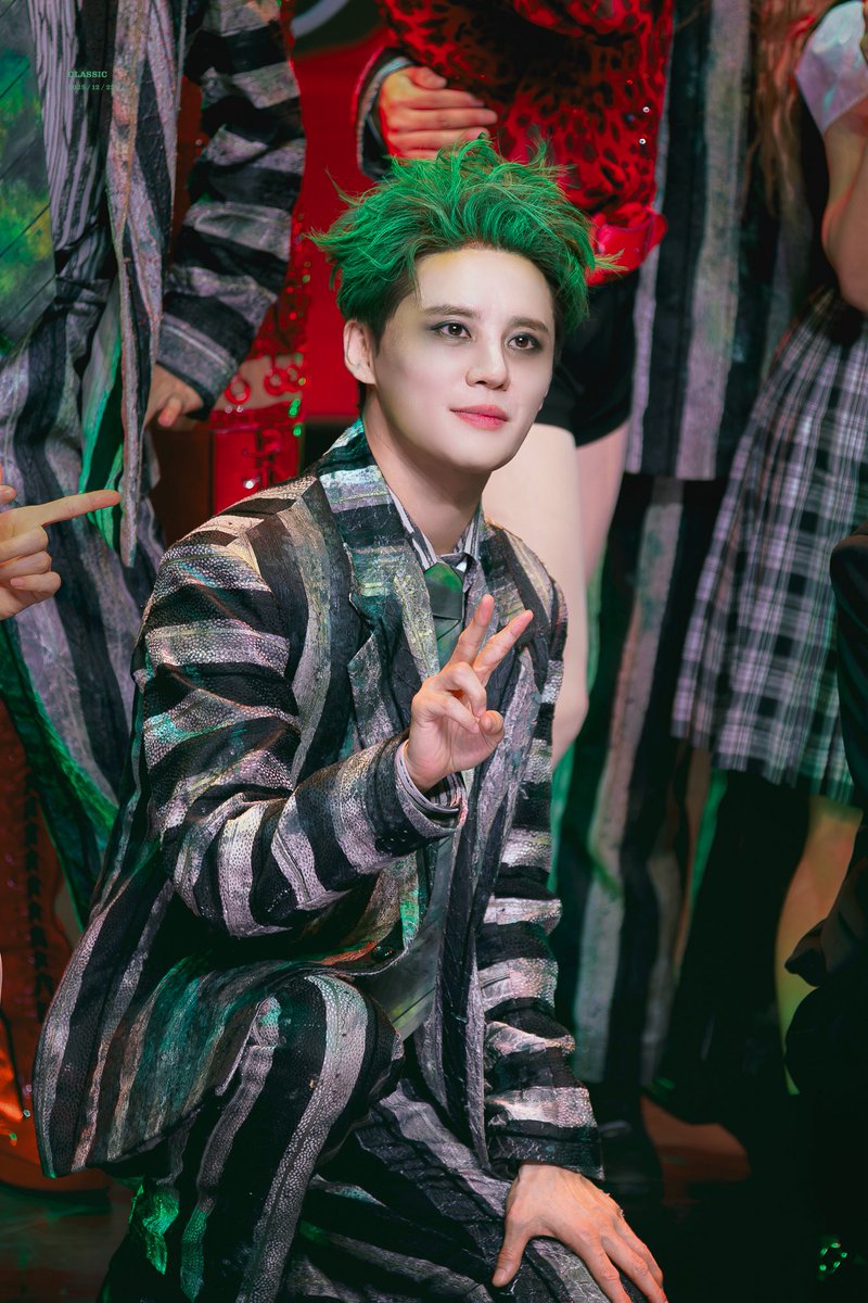 xiaclassic's tweet image. 22년 내내 한결같은 어여쁨에 전하는 믿음, 사랑, 소망..👻🩷 데뷔 22주년을 축하합니다 사랑합니다 💫❣️ 22년 차의 얼굴도 축하합니다🧚🏻‍♂️

💚💛 in.leaplis.com/2459