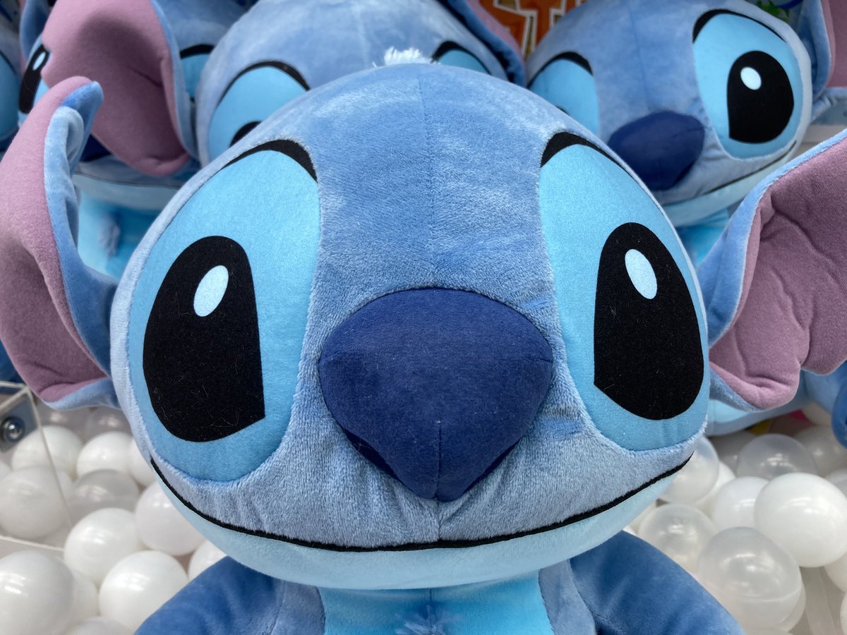 景品情報】 スティッチ スーパーラージぬいぐるみ おすわりver． 入荷