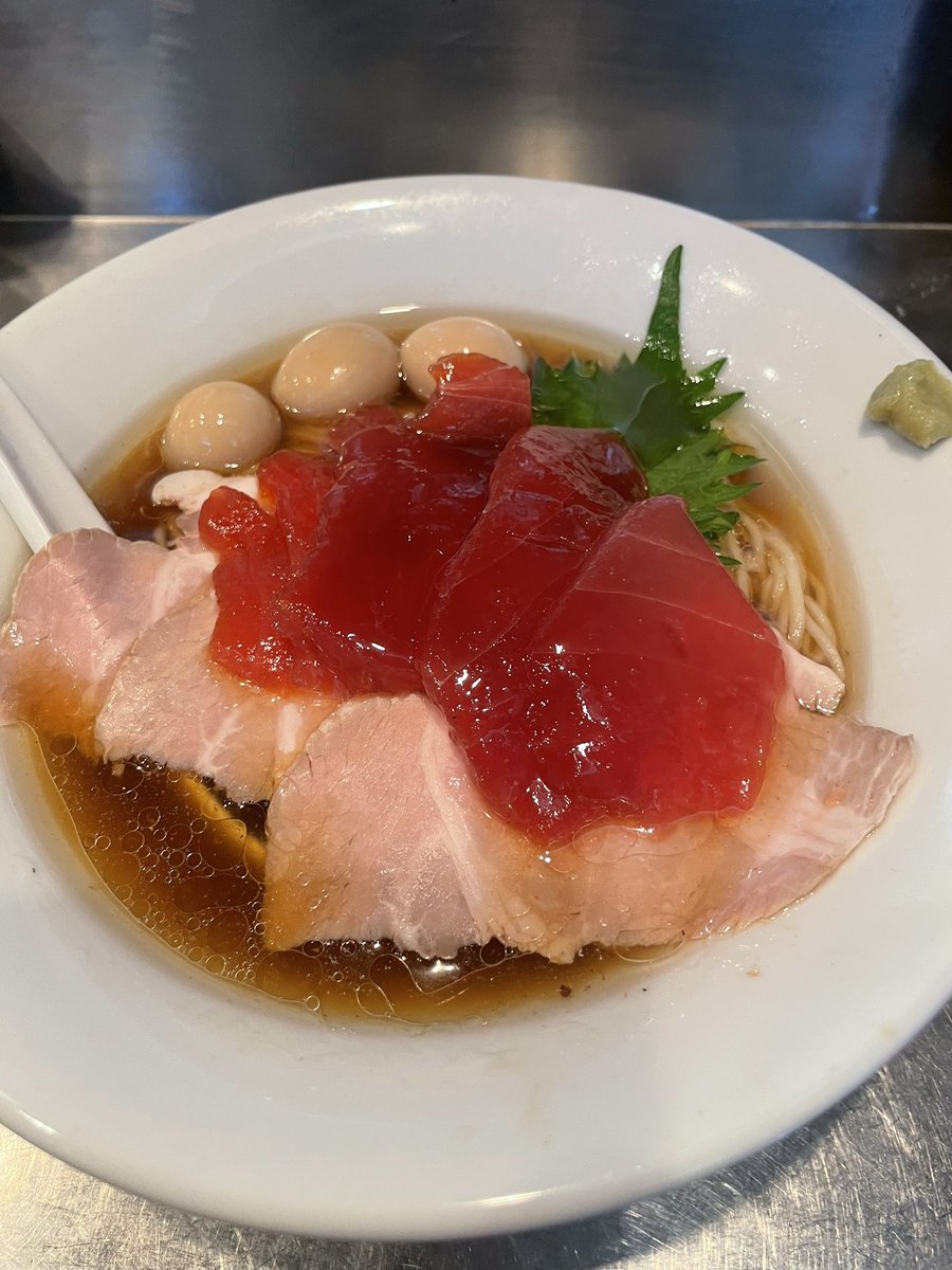 煮干しページ 新店？ 移転 煮干しラーメン 必 濃厚煮干しラーメン(950円)細麺硬め