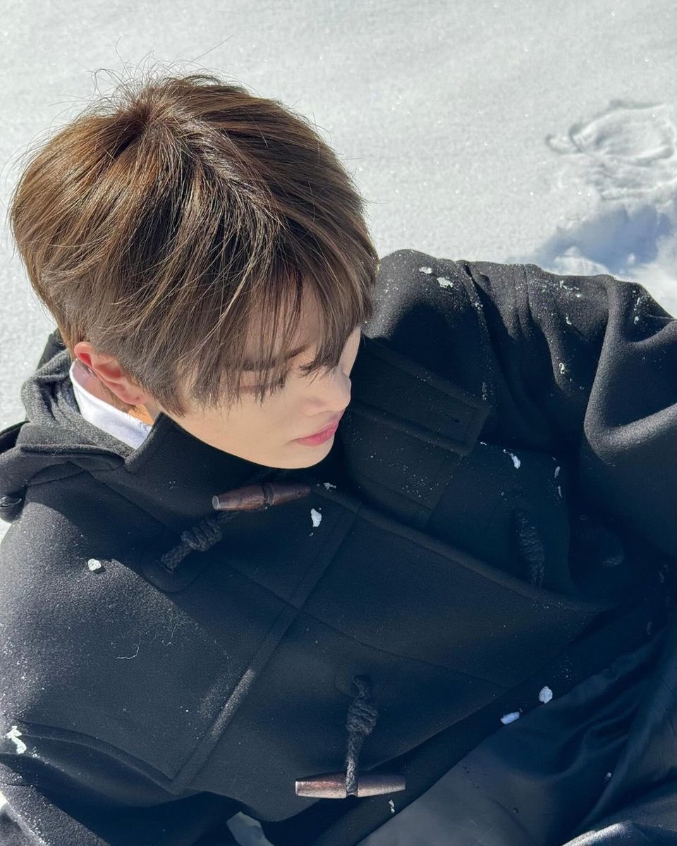 vrockbambi's tweet image. ❄️⛄️