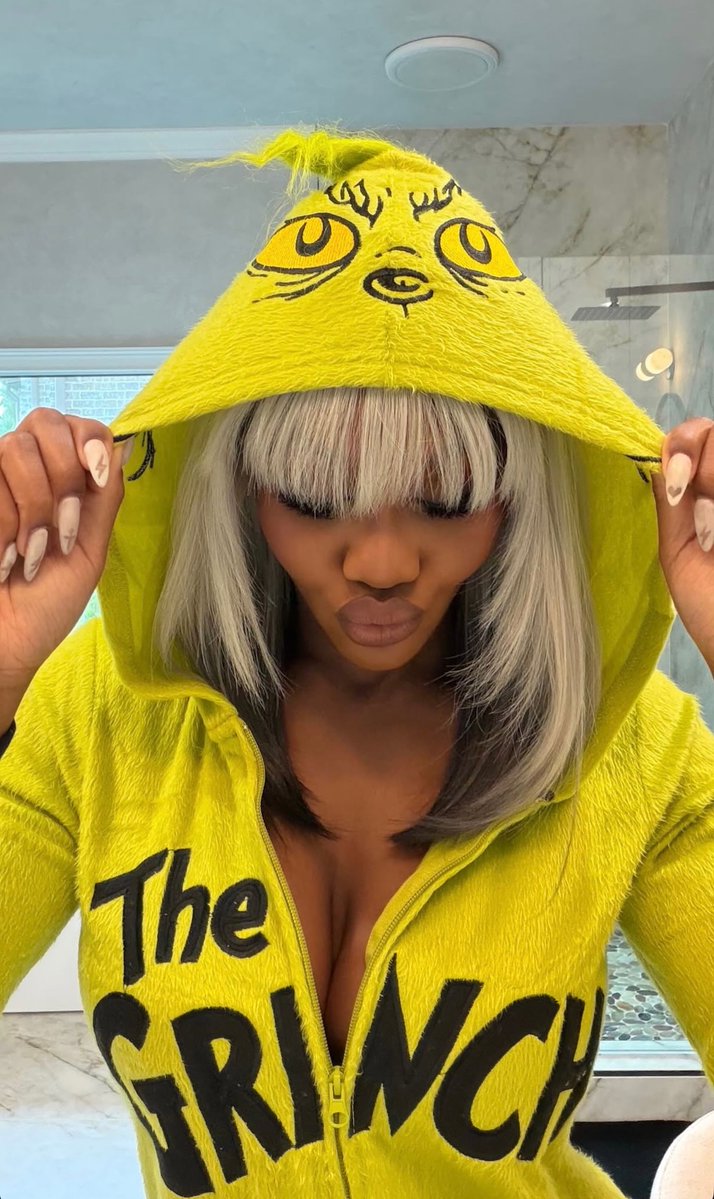 WrestlingWCC's tweet image. Jade Cargill in her Grinch PJs 🎁