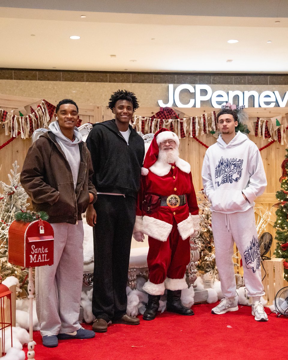 DukeMBB's tweet photo. #NoContextDukeMBB https://t.co/k6phVdWjUr