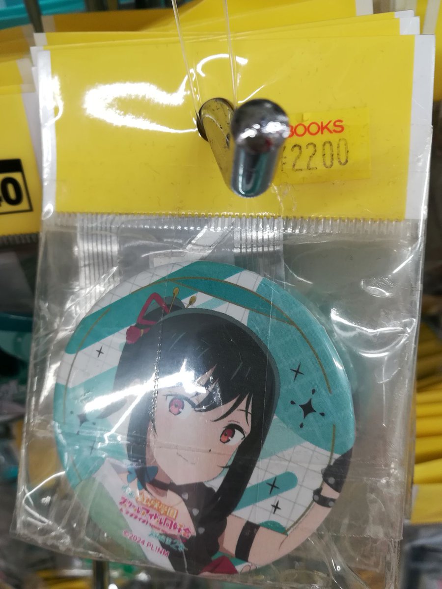 入荷情報】虹ヶ咲 三船栞子の缶バッジが 多数入荷しています✨ その数